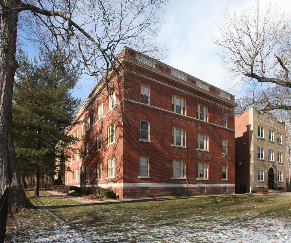 Primary Photo - Mansfield Apartments