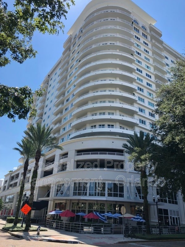 Building Photo - 100 S Eola Dr