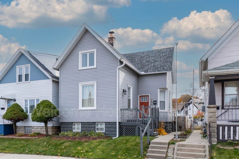 Primary Photo - 701 E Potter Ave