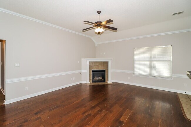 Building Photo - 8374 Blue Ridge Dr