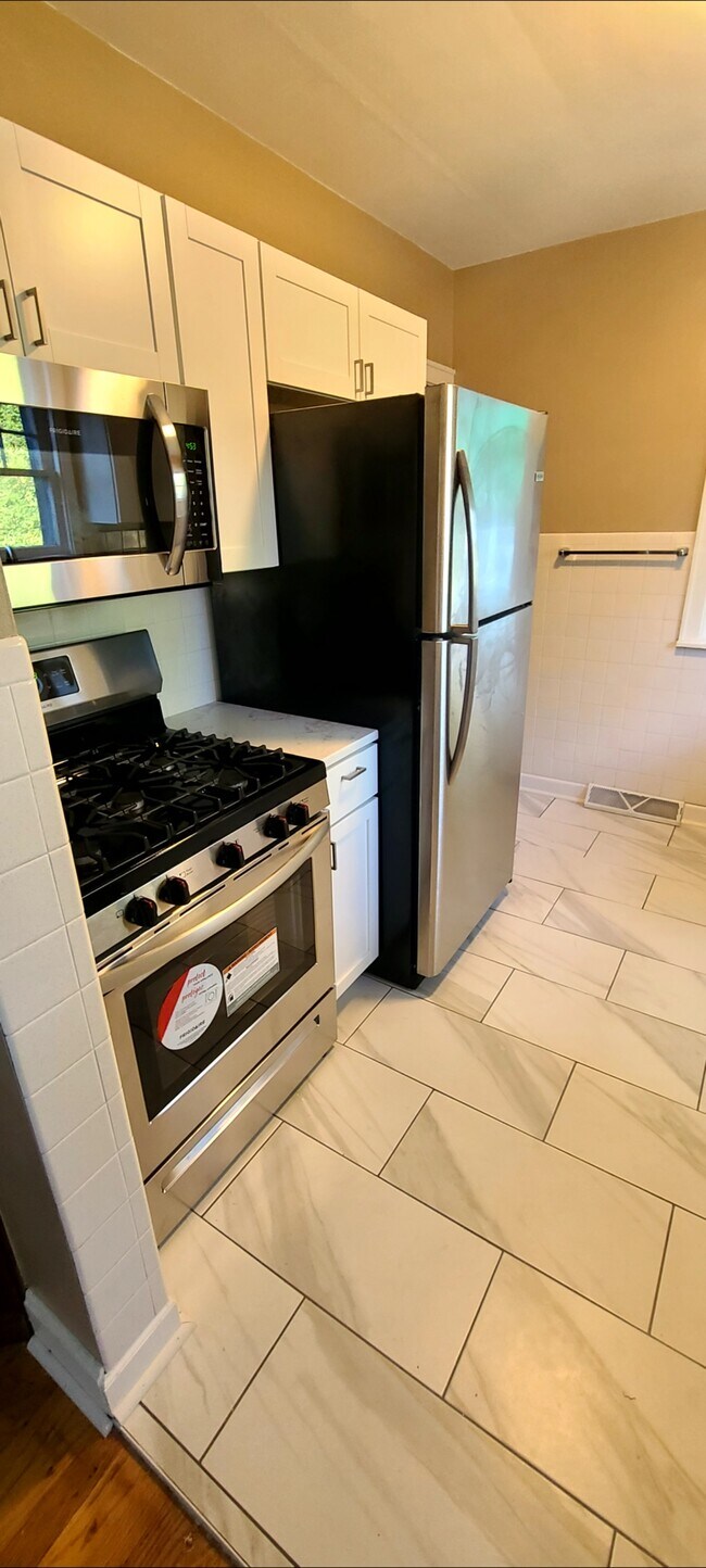 Foto del edificio - 2173 Telegraph Rd