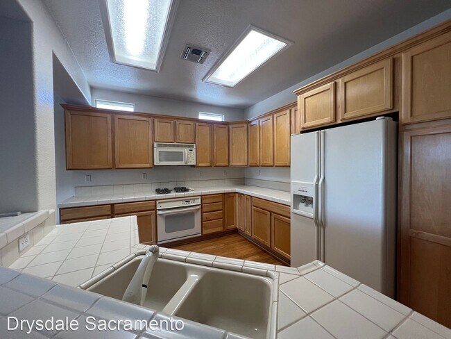 Building Photo - 3 br, 2 bath House - 900 Merino Court
