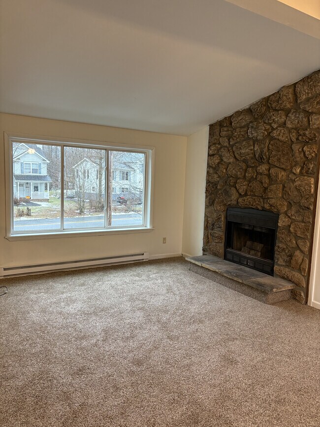 Foto del edificio - 4161 Romeo Rd