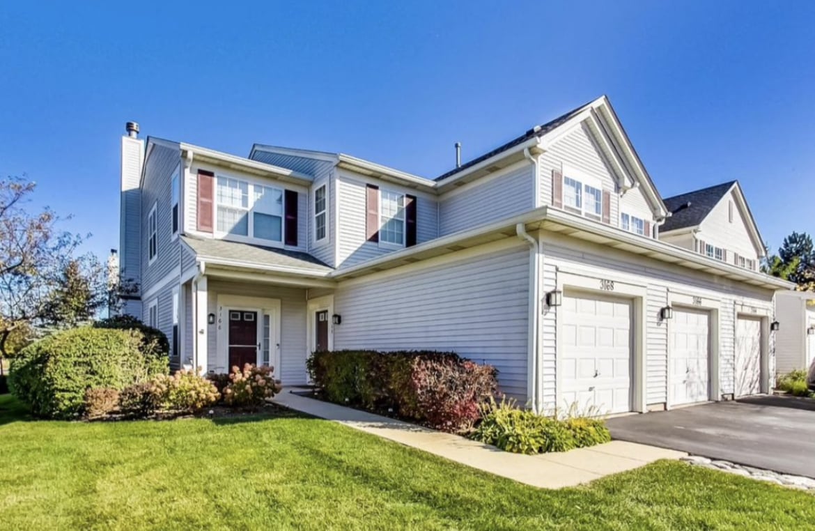 Foto del edificio - 3166 Falling Waters Ln