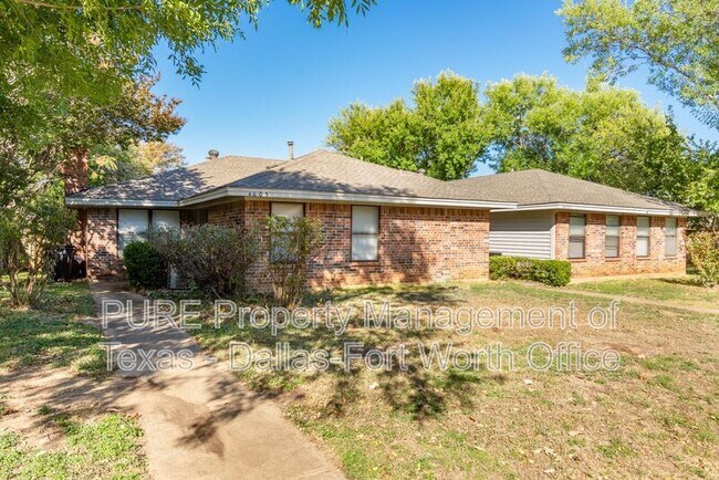 Building Photo - 4605 Menzer Rd