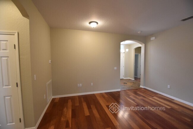 Foto del edificio - 967 Princeton Manor Ln