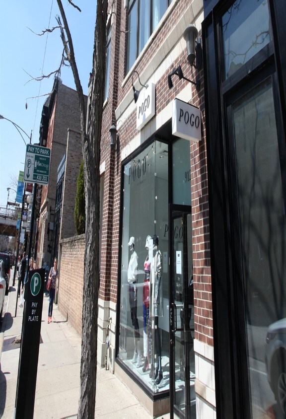 Foto del edificio - 912 W Armitage Ave