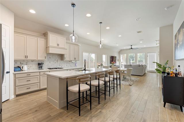 Foto del edificio - 1448 Kingswell Ln