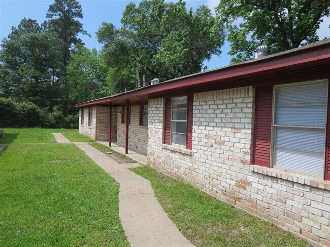 Building Photo - 9328 Nyssa Ave