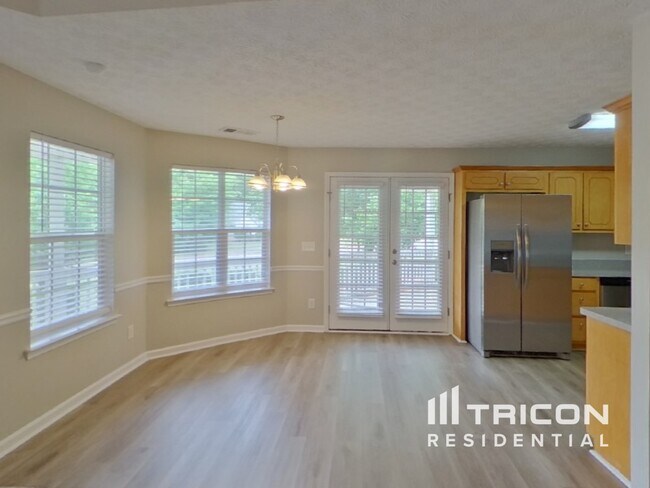 Foto del edificio - 10 Shadowbrook Ln