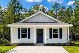 Building Photo - 552 Brookside Dr