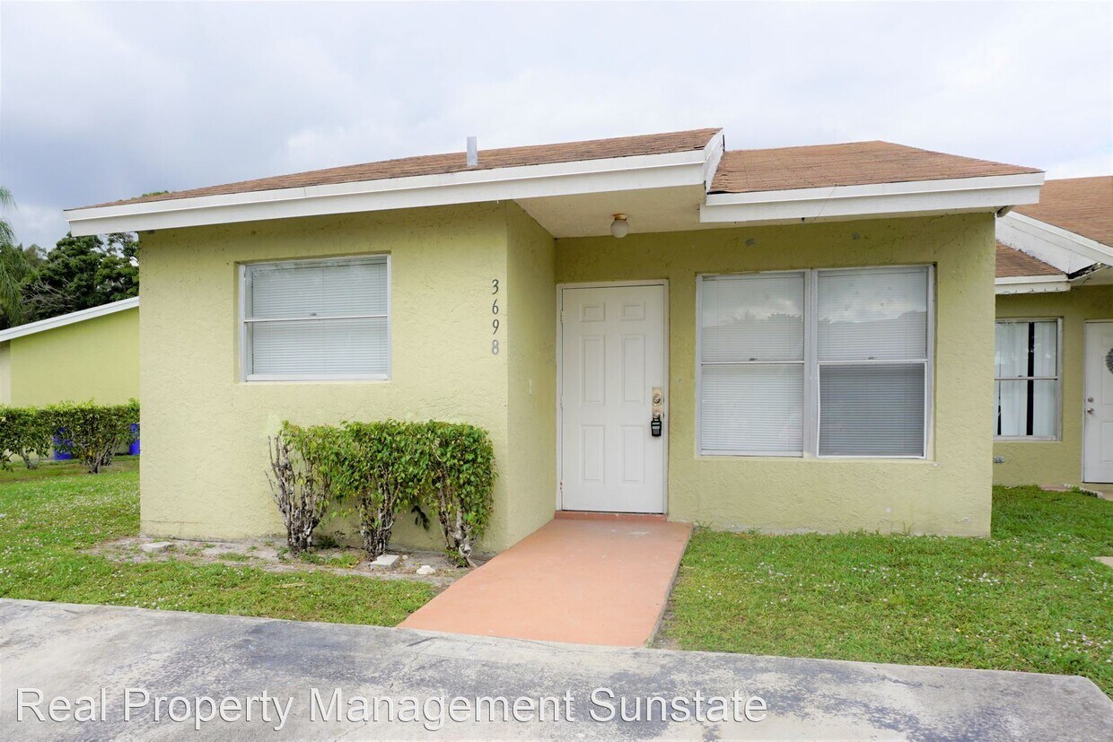 Primary Photo - 2 br, 2 bath House - 3698 Mil Lake Circle