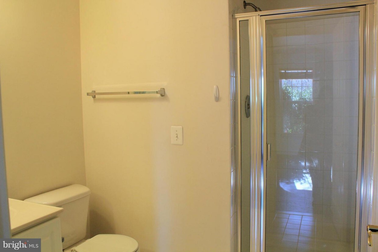 Foto principal - 3722 Singleton Terrace