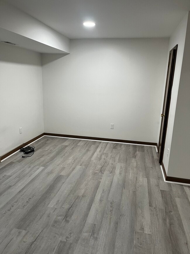 Building Photo - 5136 Pecan Dr