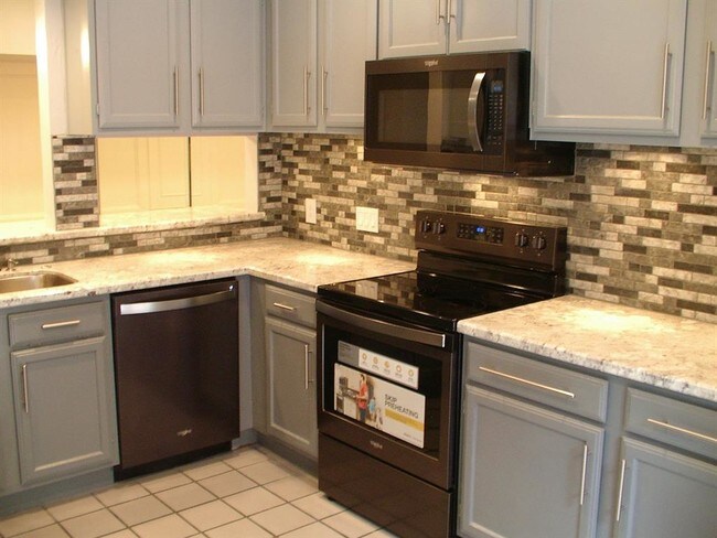 Building Photo - 1727 Gingerleaf Ln