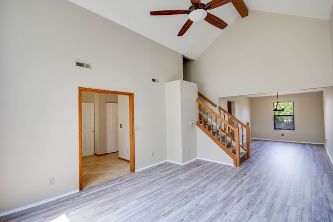 Building Photo - 6549 Deer Meadows Dr