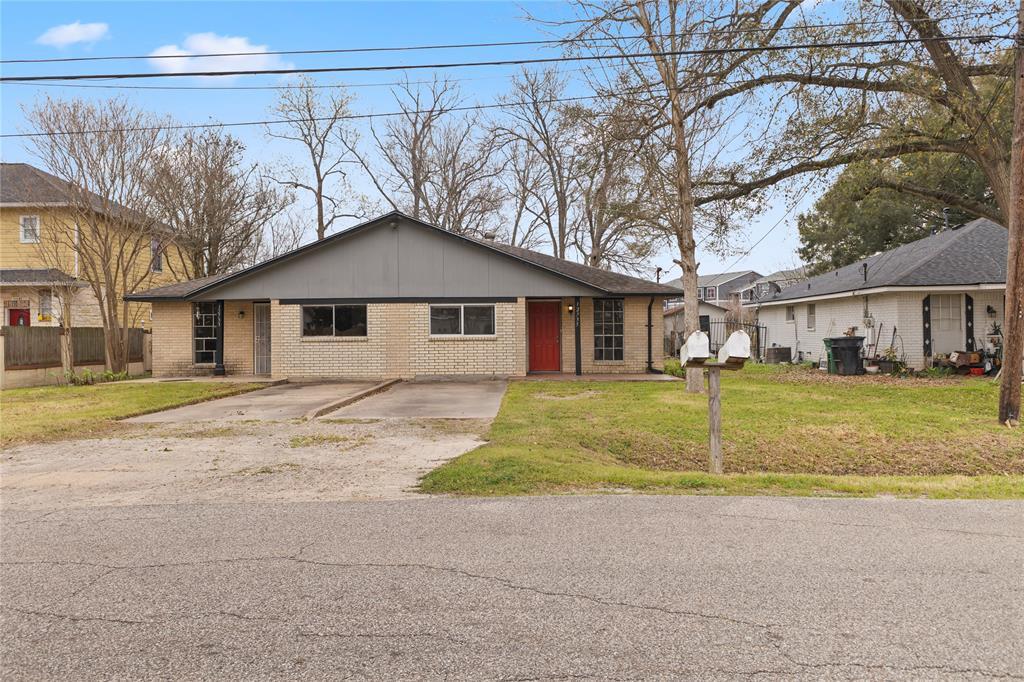 12735 Arp St, Houston, TX 77085 Room for Rent in Houston, TX
