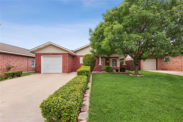 Foto del edificio - 4043 Gray Oak Pl