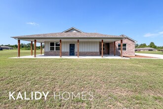 Building Photo - 213 Olde Ml Ct