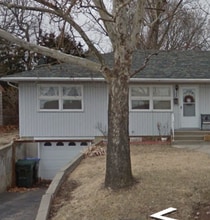 Building Photo - 2117 SW Van Buren St