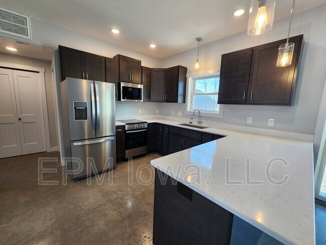 Foto del edificio - 1309 3rd St NW