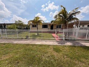 Building Photo - 17950 NW 6th Ct