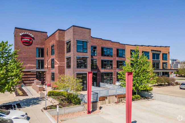 Foto del edificio - Ballyard Lofts