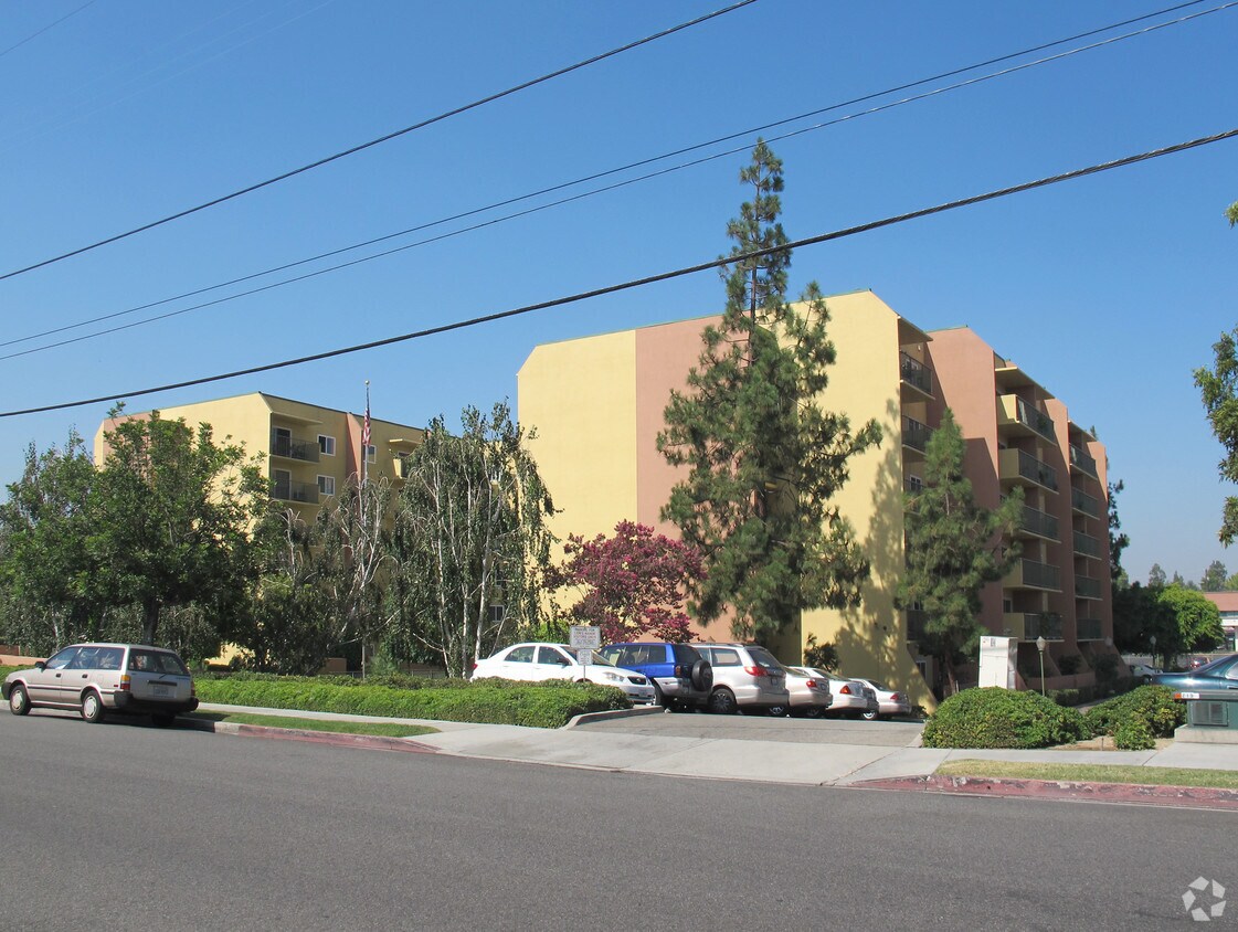 Lions Manor Apartments Monterey Park, CA