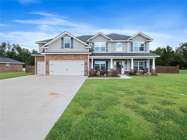 Building Photo - 290 White Oak Dr NE