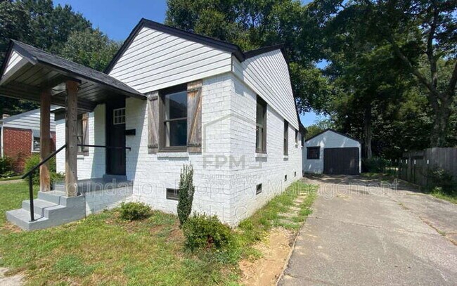 Building Photo - 3694 Marion Ave