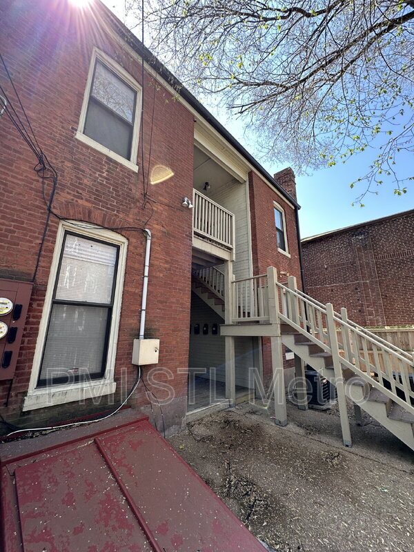Building Photo - 1301 Ann Ave