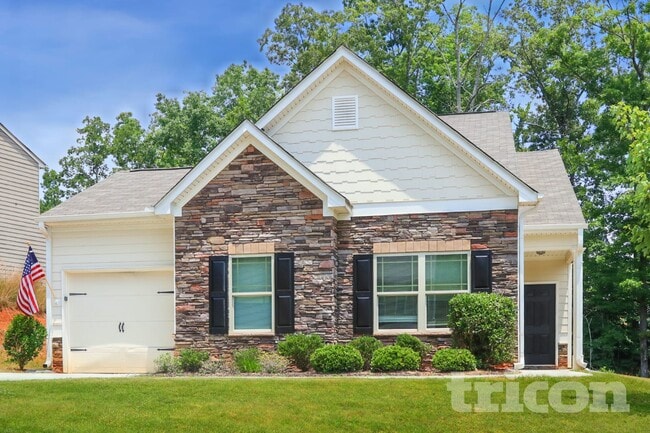 Building Photo - 4014 Sitka Dr