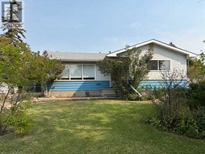 Building Photo - 9904-9990 90 Ave