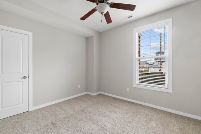 Foto del edificio - 2102 E Broad St