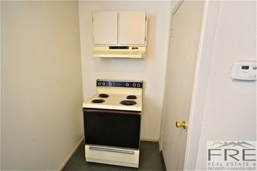 Building Photo - Desirable 2 Bedroom Downtown Condo