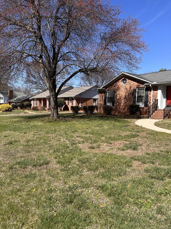 Building Photo - 21 Seabury Dr