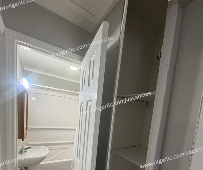 Foto del edificio - 2-Bedroom • 1-Bathroom Home