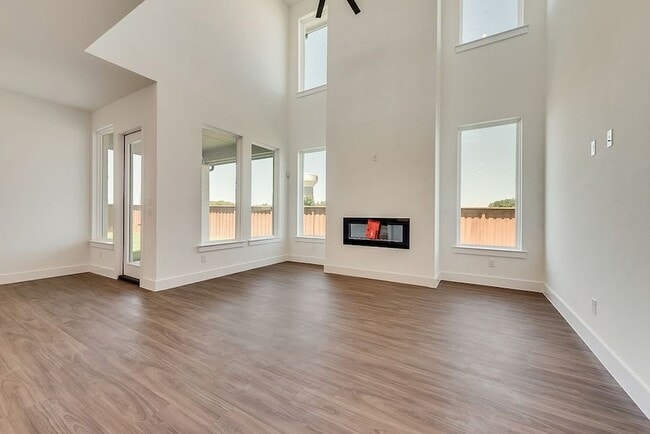 Building Photo - 14011 Bohannon Dr