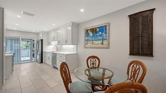Foto del edificio - 100 Bayshore Rd