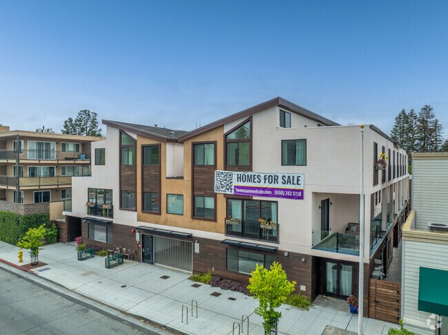 Foto del edificio - 910 Woodside Rd