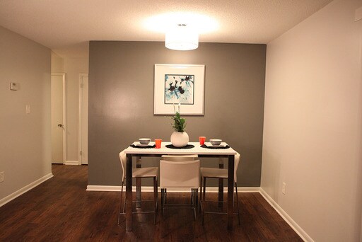 Foto del edificio - 339 Oak Run Dr