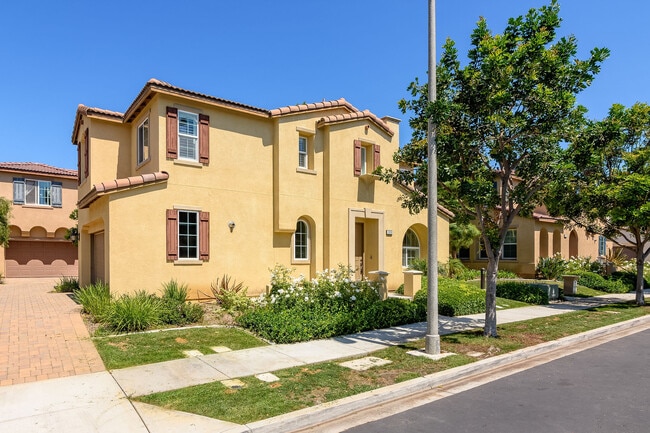 Foto del edificio - 3558 Summit Trail Ct