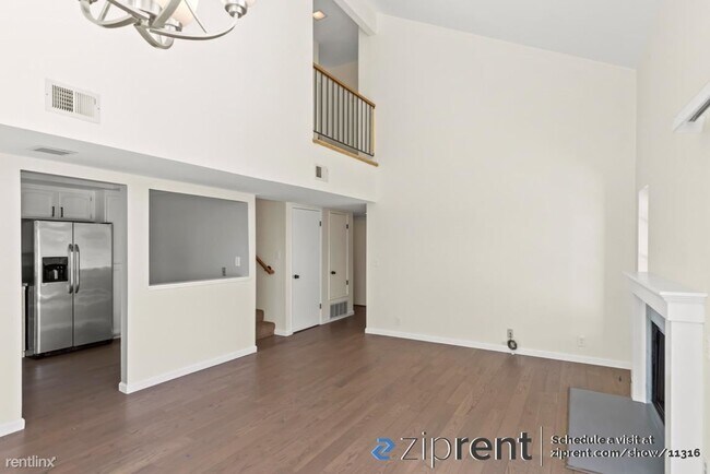 Foto del edificio - 3 br, 2 bath Townhome - 1624 Vista Del Sol...