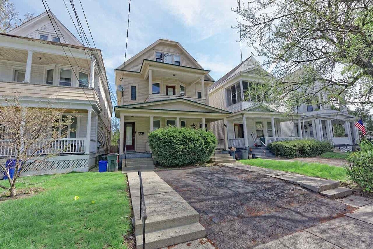 641 Morris St, Albany, NY 12208 Apartments in Albany, NY