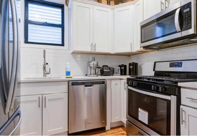 Foto del edificio - 306 Old Bergen Rd