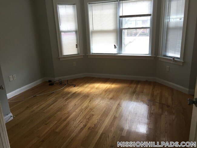 Foto del edificio - 2945 Washington St