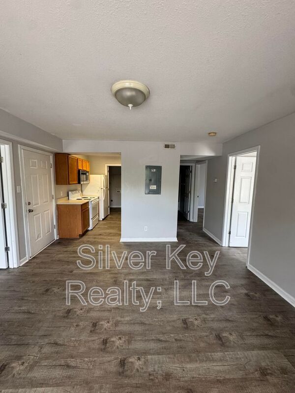 Foto del edificio - 268 Willow Creek Drive