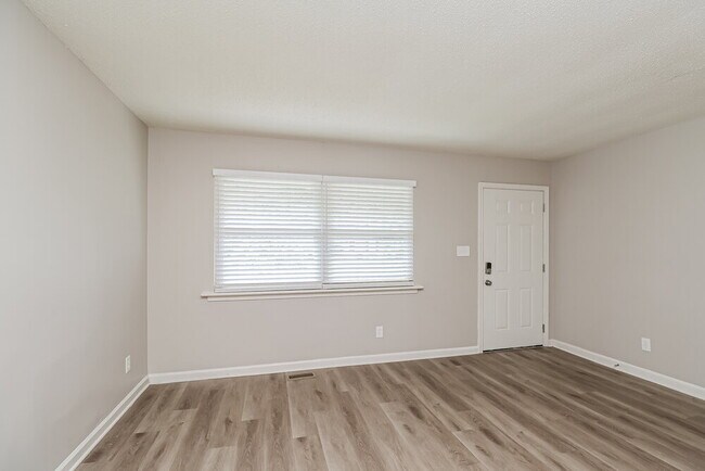 Foto del edificio - 601 Kentbrook Dr