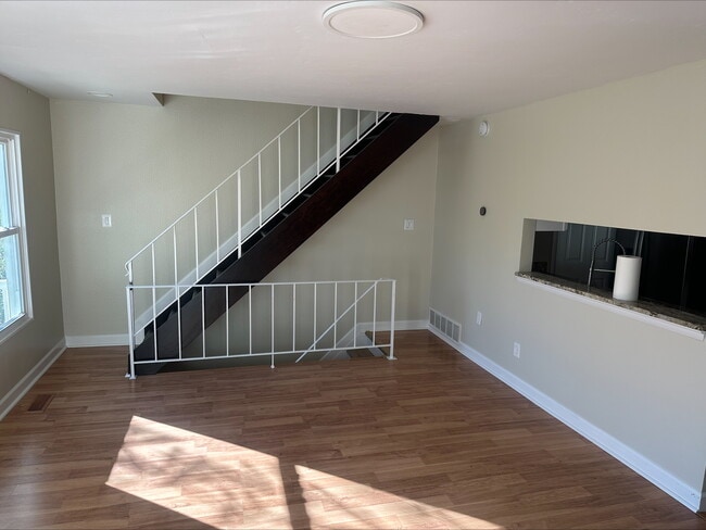 Building Photo - 133 Hammershire Rd