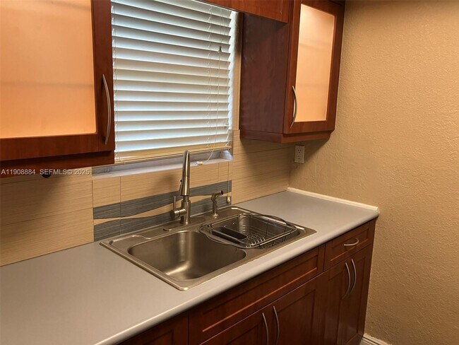 Foto del edificio - 8500 SW 109th Ave